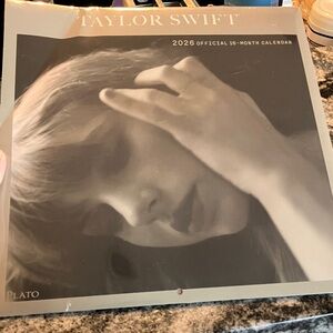 Taylor Swift 2026 16 month calendar